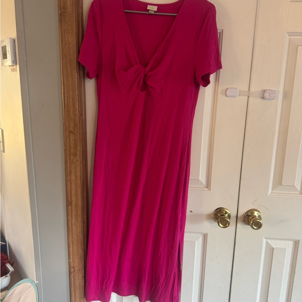 a new day Fuchsia Midi Dress